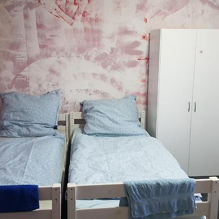 Handwerker Unterkunft Monteurzimmer Mit Gemeinschaftsbad In Brebach Saarbrücken Exterior foto