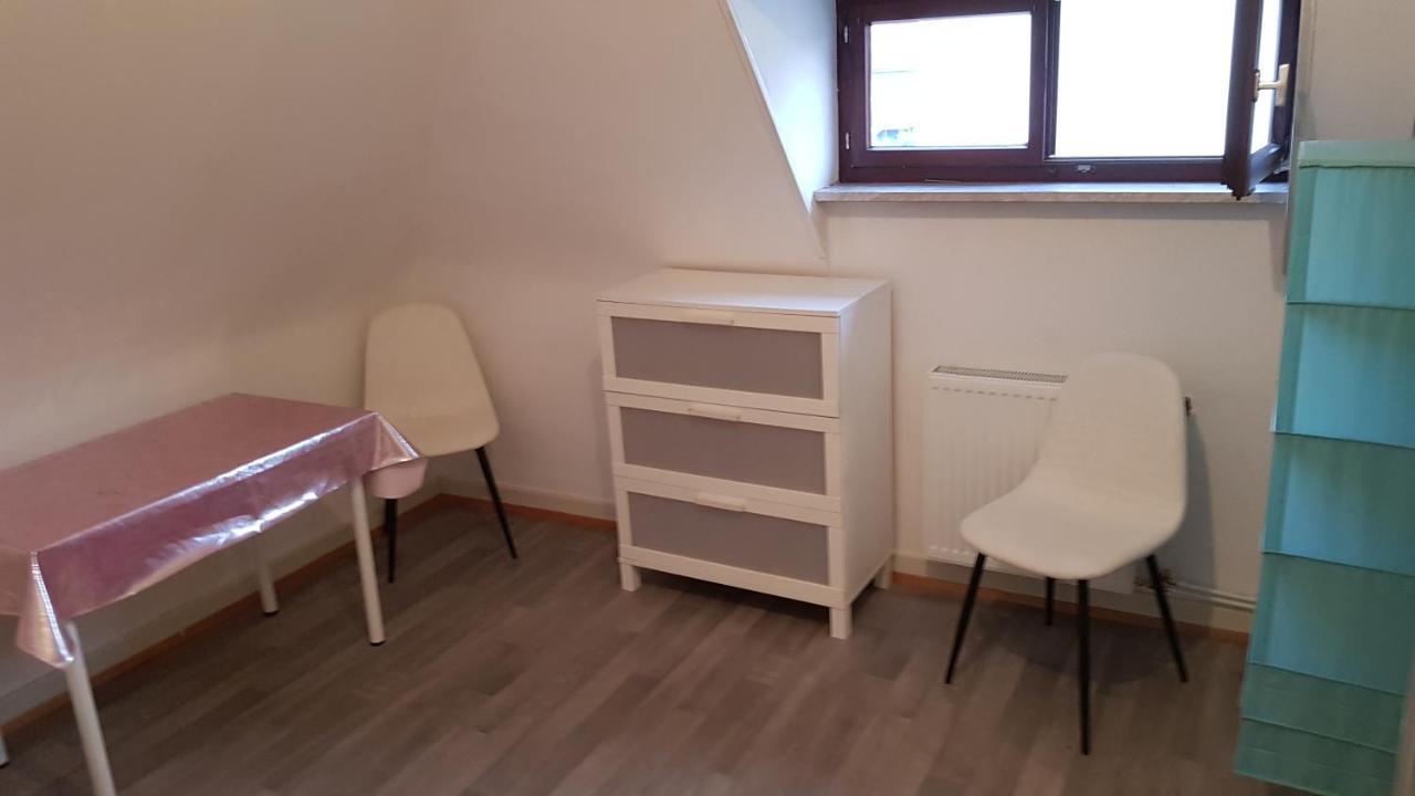 Handwerker Unterkunft Monteurzimmer Mit Gemeinschaftsbad In Brebach Saarbrücken Exterior foto